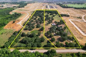 Aubrey, TX 76227