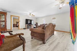 Campbell, TX 75422