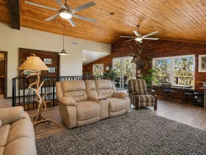 Whitesboro, TX 76273
