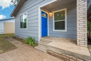 Cleburne, TX 76033