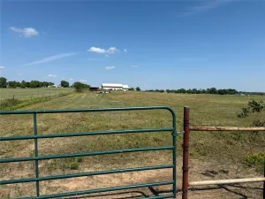 Whitesboro, TX 76273
