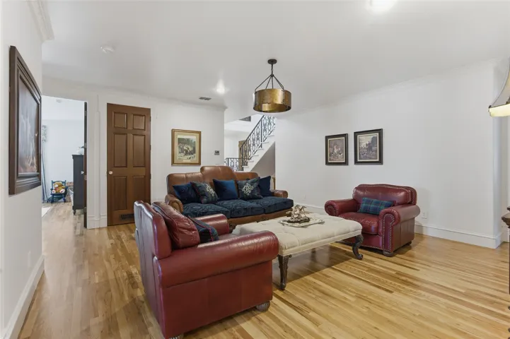 Weatherford, TX 76085