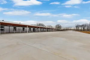 Alvarado, TX 76009