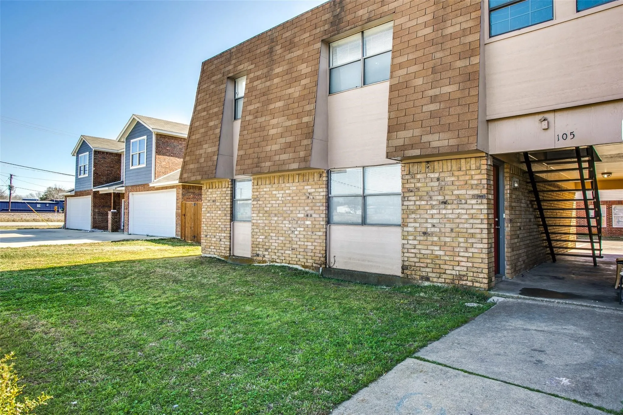 Crowley, TX 76036