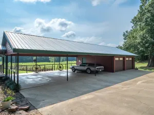Winnsboro, TX 75494