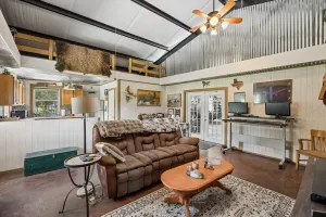 Greenville, TX 75402