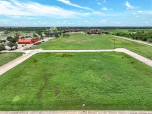 Terrell, TX 75160