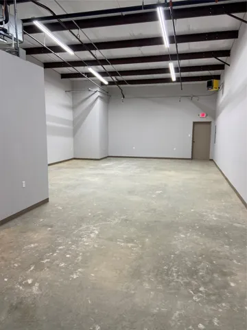 Euless, TX 76040