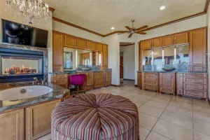 Weatherford, TX 76087