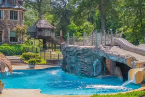 Lindale, TX 75771