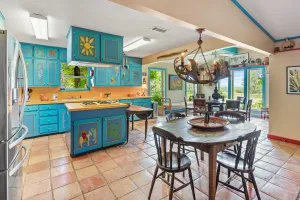 Spicewood, TX 78669