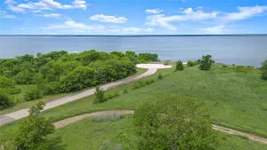 Windom, TX 75492