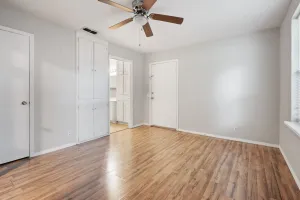 Cleburne, TX 76033