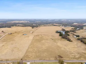 Whitesboro, TX 76273