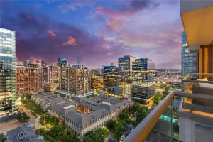 Dallas, TX 75201