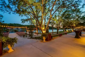 Weatherford, TX 76087