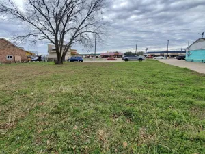 Garland, TX 75043