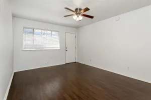 Dallas, TX 75214