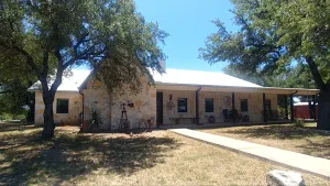 Lampasas, TX 76550
