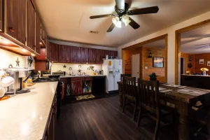 Kerens, TX 75144