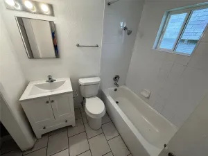 Arlington, TX 76010