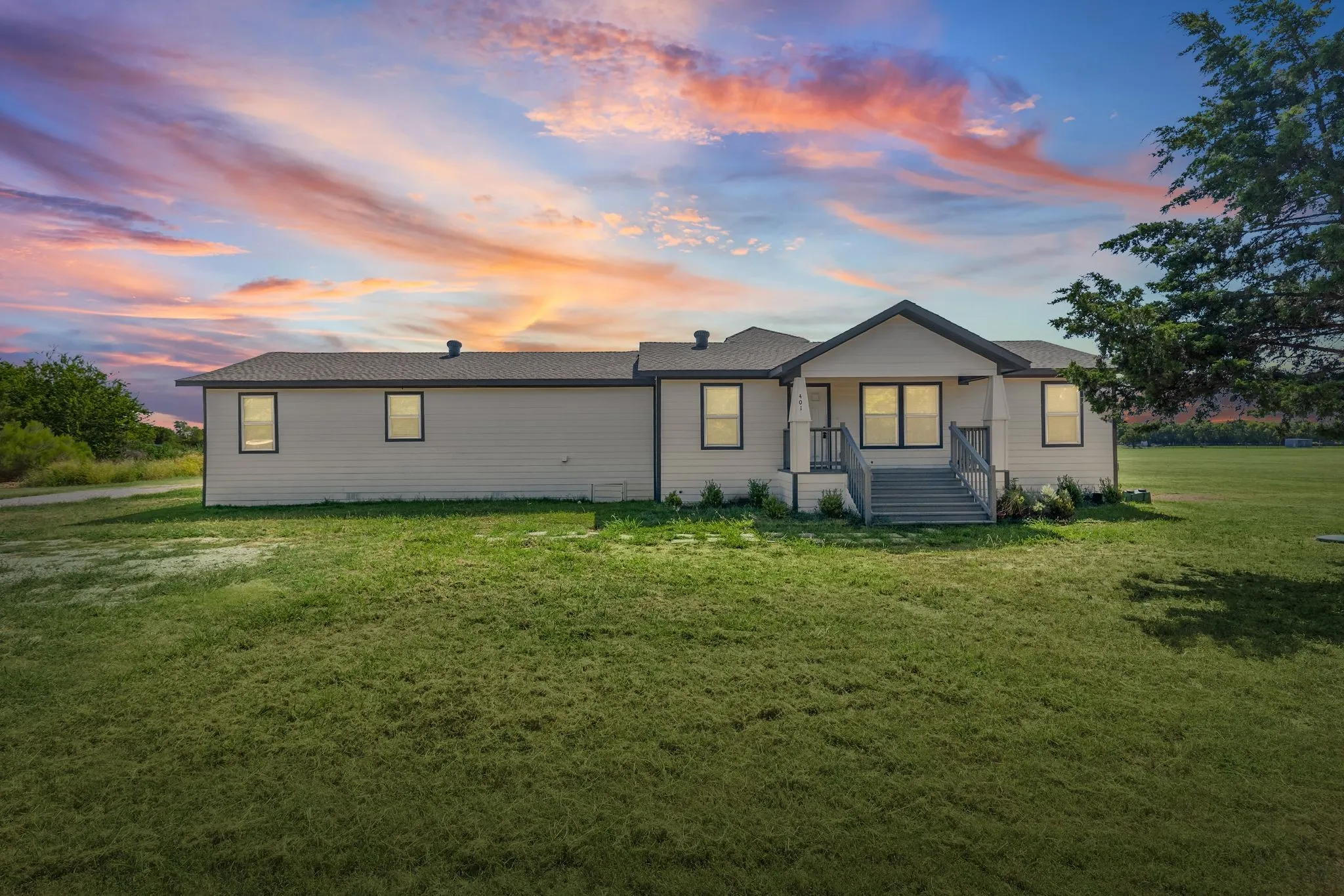 Leonard, TX 75452