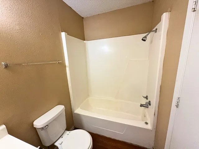 Denton, TX 76201