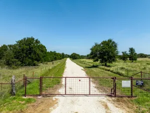 Evant, TX 76525