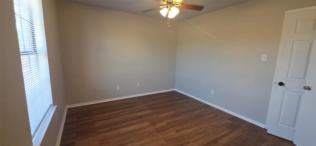 Benbrook, TX 76126