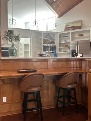 Alvarado, TX 76009