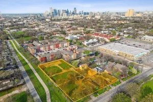 Dallas, TX 75226