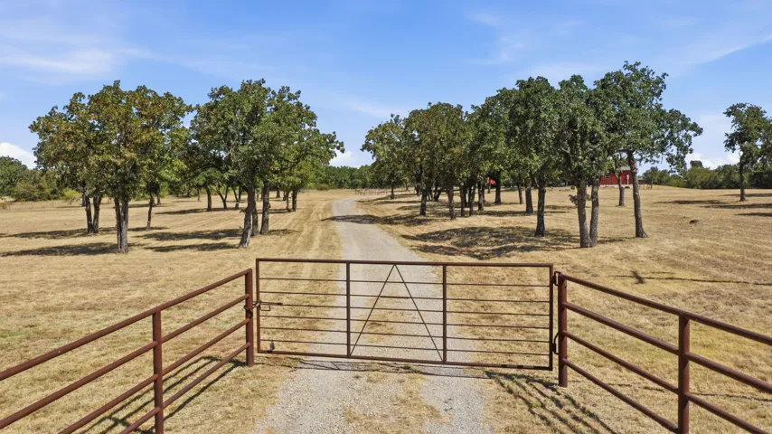 Graham, TX 76450