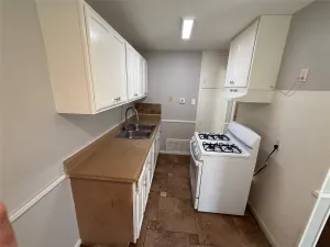 Arlington, TX 76010