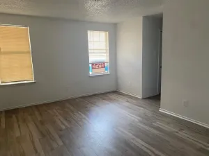 Dallas, TX 75227