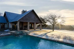 Whitewright, TX 75491