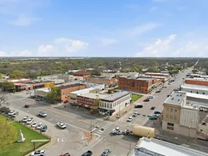 Hillsboro, TX 76645