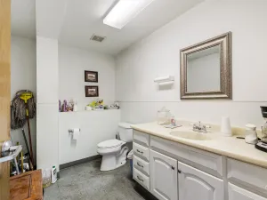 Fort Worth, TX 76040