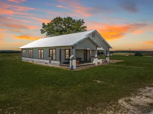 Evant, TX 76525