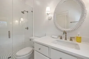 Dallas, TX 75230