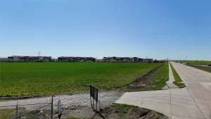 Grand Prairie, TX 76065