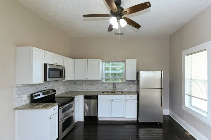 Fort Worth, TX 76104