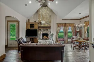 Grand Saline, TX 75140