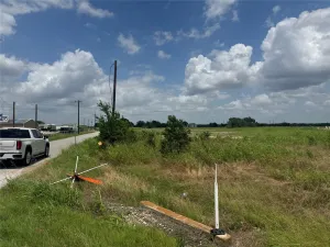 Kaufman, TX 75142