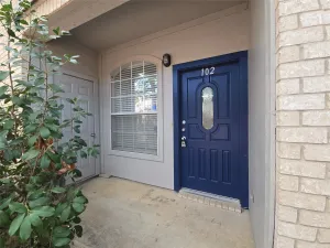 Euless, TX 76039