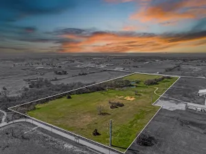 Aubrey, TX 76227