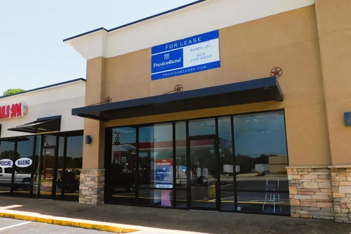 Pottsboro, TX 75076