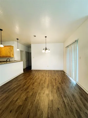 Mabank, TX 75143