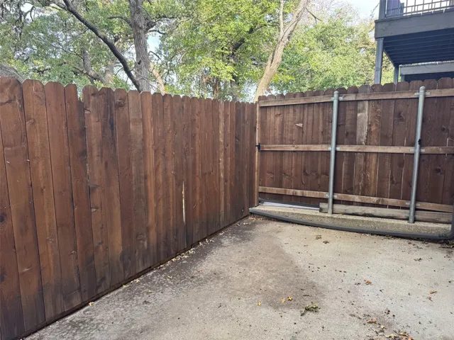 Denton, TX 76205