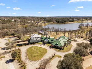 Lindale, TX 75771