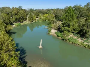 Gonzales, TX 78629